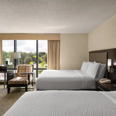 Holiday Inn Miami International Airport By Ihg-3