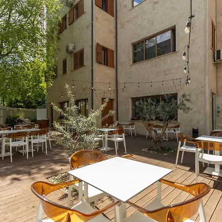 Hotel Vila E Arte City Center-2