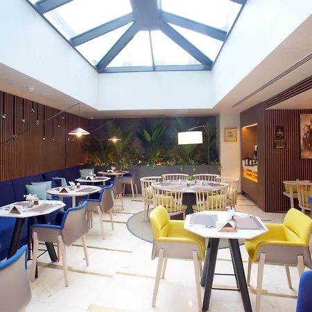 Hampton By Hilton Istanbul Old City-3