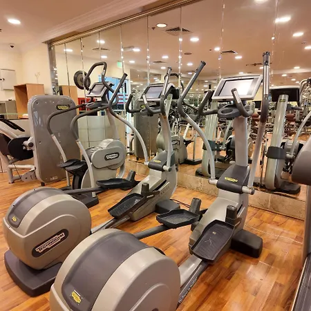 Ramada By Wyndham Doha Old Town-3