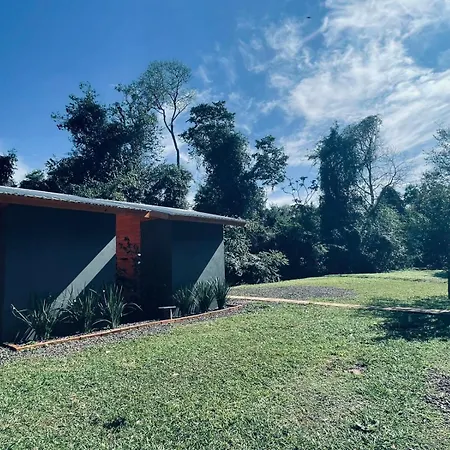 Iguassuecohostel - Eco Suites - Hostel Mais Proximo Das Cataratas-2