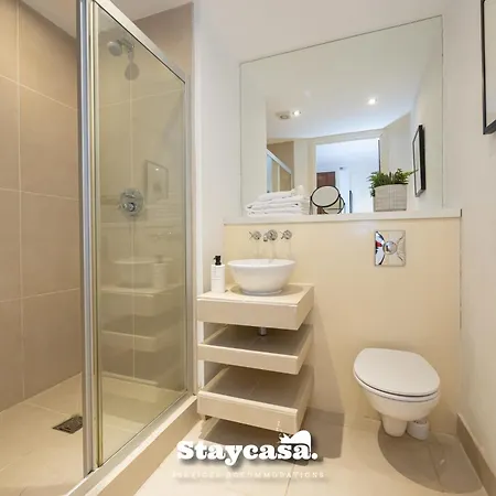 Sunset Haven Studio With Balcony And Free Parking-3