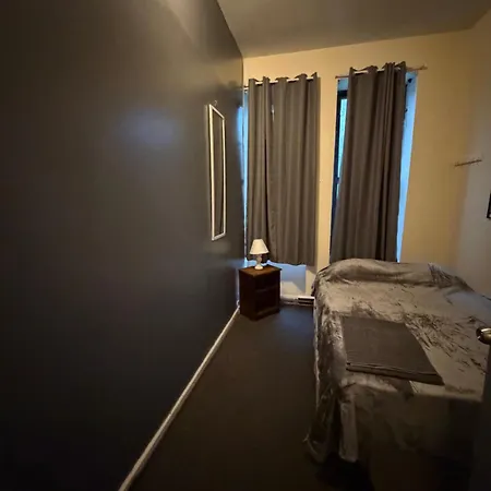 Macaw Guest House-2