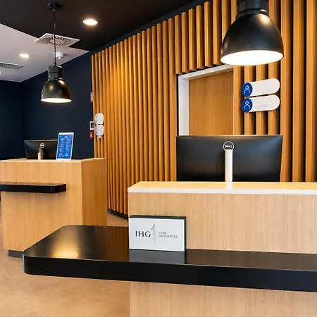 Holiday Inn Express Munich Airport - Erding By Ihg-2