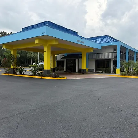 Days Inn By Wyndham Jacksonville Airport-3