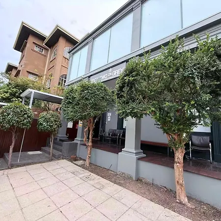 Sixty Two On Grey Serviced Apartments-3