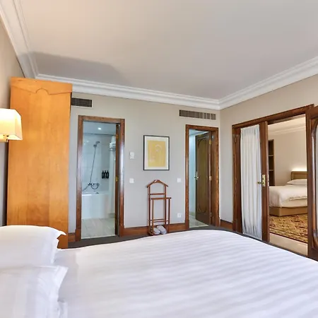 Portemilio Hotel & Resort-3