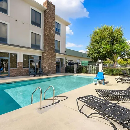 Comfort Suites Augusta Riverwatch-2