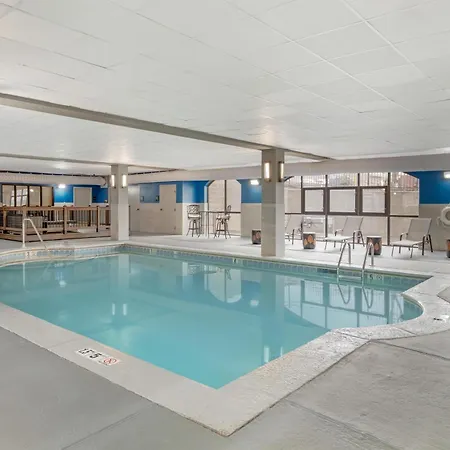 Hampton Inn & Suites Augusta West-2