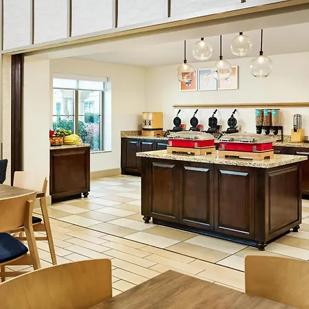 Hampton Inn & Suites Destin-2