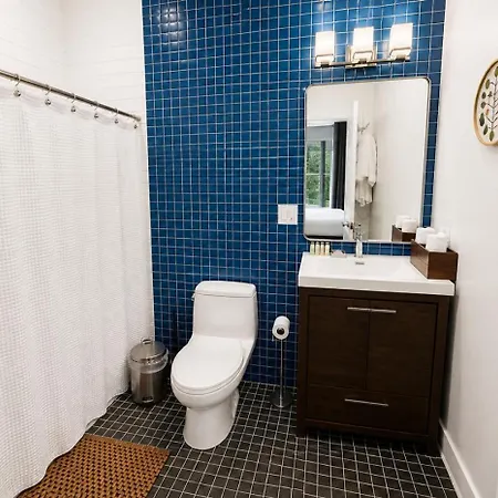 House 5863- Chicago'S Premier Bed And Breakfast-3
