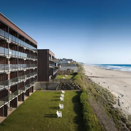 Starfish Manor Oceanfront Hotel-3