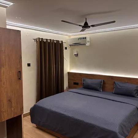 Aariv Inn Baga Beach-3