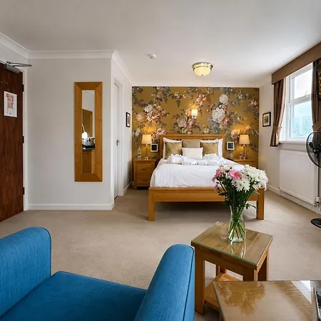 Riviera Lodge Hotel-2
