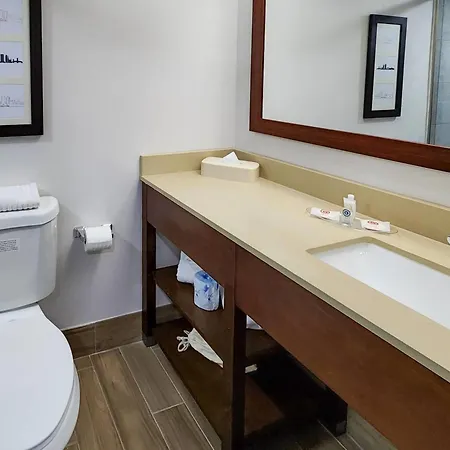 Comfort Suites Baymeadows Near Butler Blvd-2