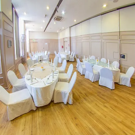 Cresta Jameson Hotel-3