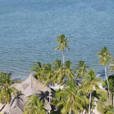 Barry'S Beach Resort Pangani-2