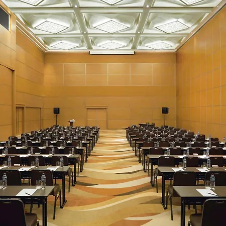 Movenpick Hotel & Convention Centre Klia-2