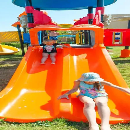 Parrotel Lagoon Waterpark Resort-2