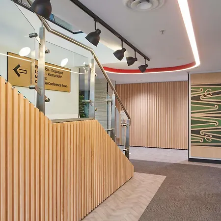 Ibis Hamilton Tainui-2