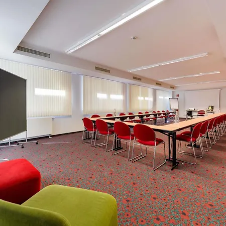 Ibis Stuttgart Airport Messe-3