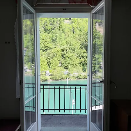 Hotel Du Lac-2