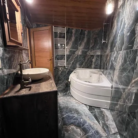 Falcon Cave Suites-2