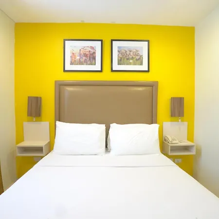 Tom'S Cabin Hotel-2