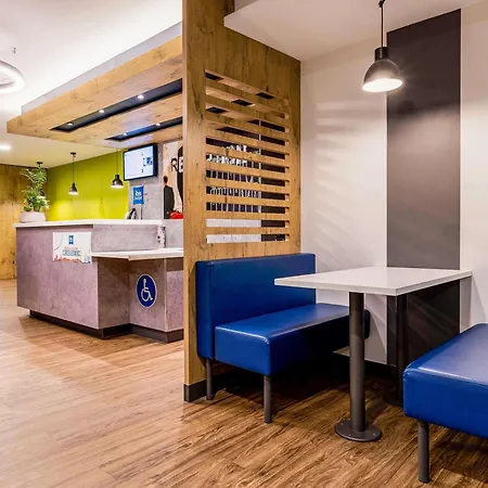 Ibis Budget Bordeaux Centre Meriadeck-2