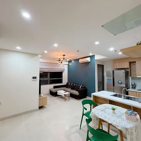 Hhomes - 2 Bedroom Sunset View Big Balcony & Pool Gym At Masteri Thao Dien-3
