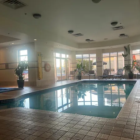 Hilton Garden Inn Montreal Airport-2