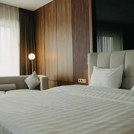 Diplomat Hotel-2