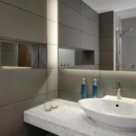 Doubletree By Hilton Lincoln-3