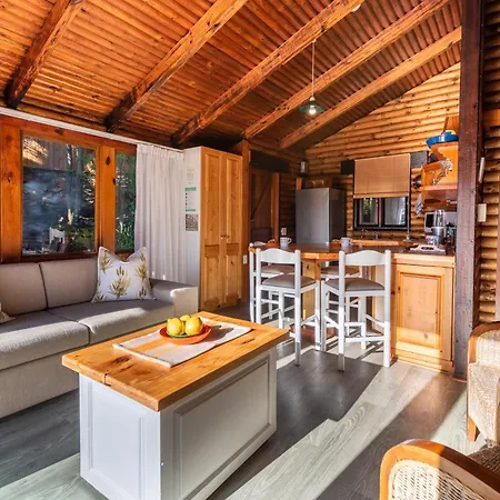 Under Milkwood Resort-3