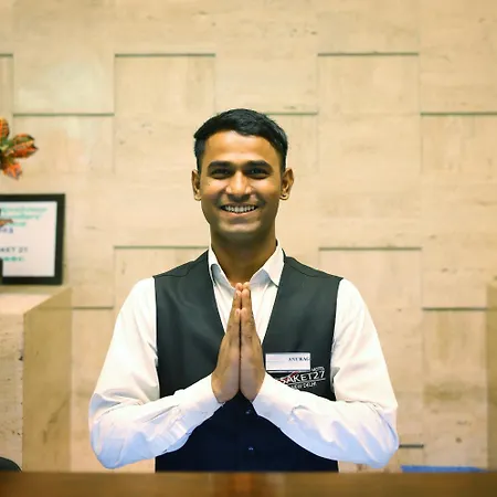 Hotel Saket 27-3