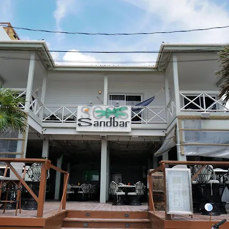 Sandbar Beachfront Hotel & Hostel Restaurant-2