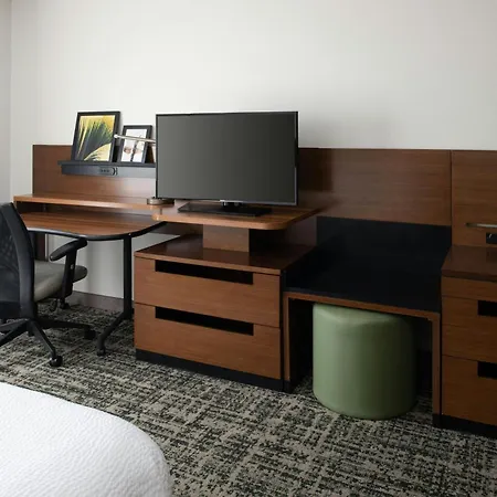 Fairfield Inn & Suites By Marriott Tampa Westshore/Airport-3