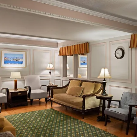 Royal Scot Hotel & Suites, Trademark Collection By Wyndham-3