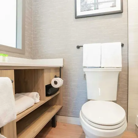 Sandman Suites Vancouver On Davie-3