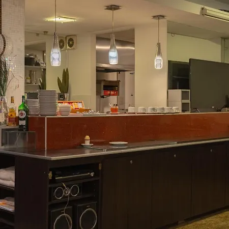 Zoom Apartments Hotel-2