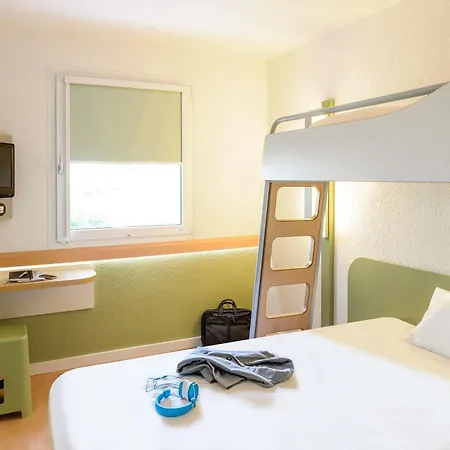 Ibis Budget Leeds Centre Royal Armouries Museum-3