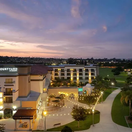Courtyard San Diego Airport/Liberty Station-2