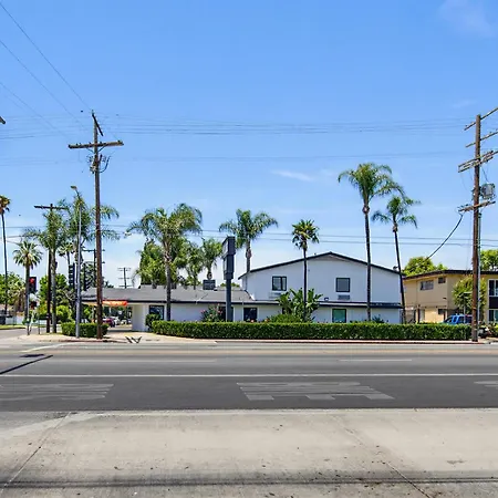 Hyland Inn Van Nuys-2