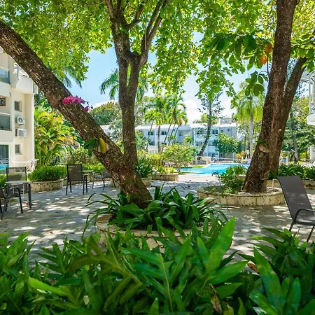 Tropical Casa Laguna-3