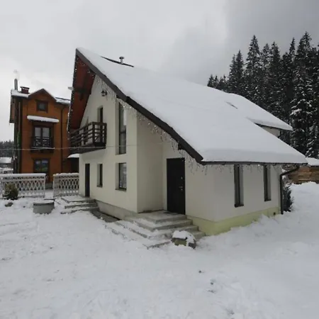 Guest House Alyaska-2