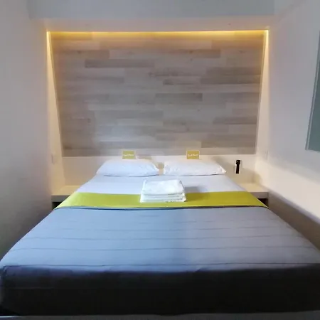 Check Inn Hotel-3