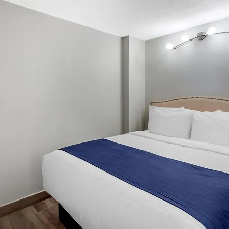 Coastal Hotel & Suites Virginia Beach - Oceanfront-2
