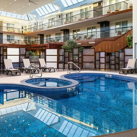 Delta Hotels By Marriott Calgary South-2