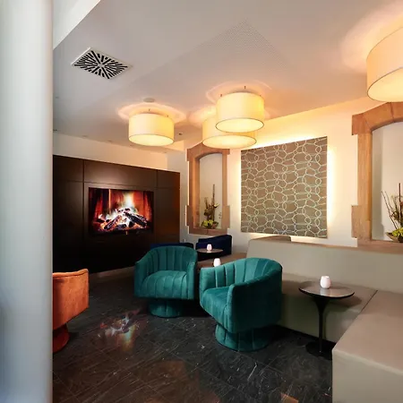 Novina Hotel Tillypark-3