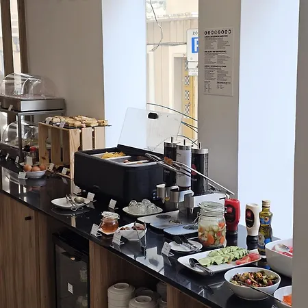 Hotel Made Inn-3